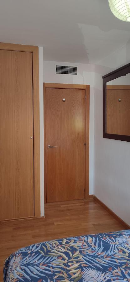 Habitacion Privada En Piso A 10 Minutos De Atocha Madrid Bagian luar foto